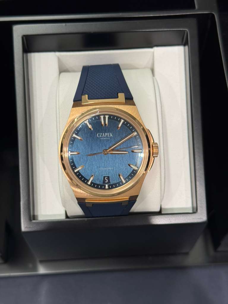 Czapek Antarctique Mount Erebus - Limited Edition - 40.5 MM - Rose Gold - Blue Dial - Rubber Bracelet - 1544-FG