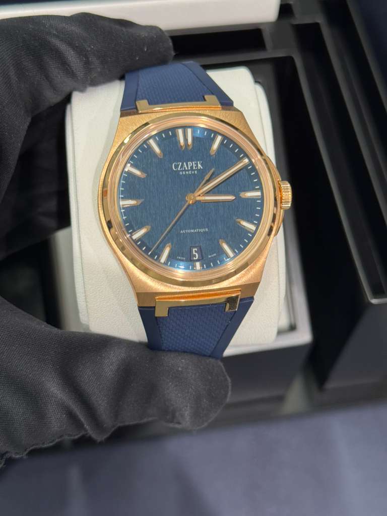 Czapek Antarctique Mount Erebus - Limited Edition - 40.5 MM - Rose Gold - Blue Dial - Rubber Bracelet - 1544-FG