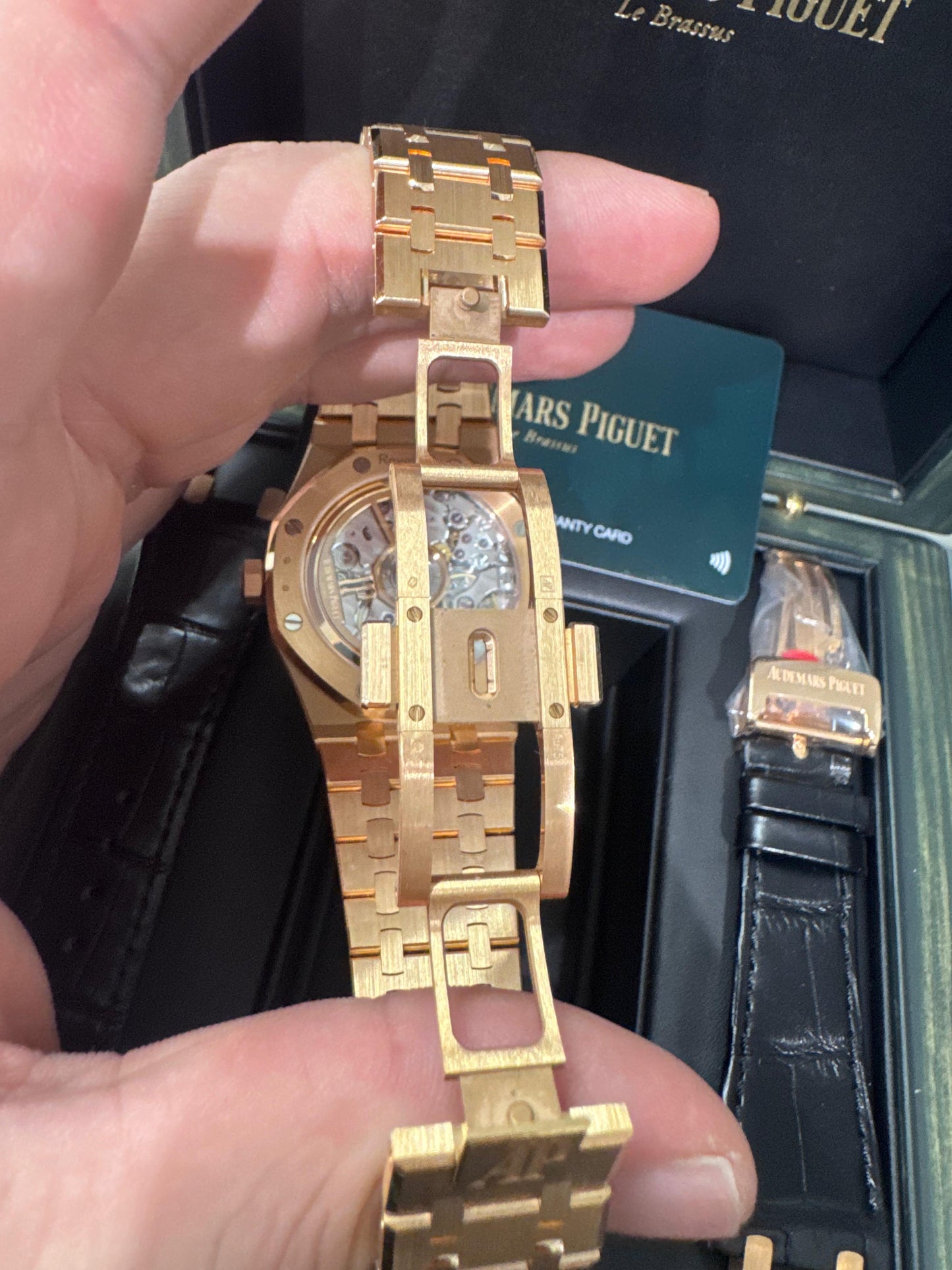 Audemars Piguet - Royal Oak - 41 MM - Rose Gold - 15500OR.OO.1220OR.01