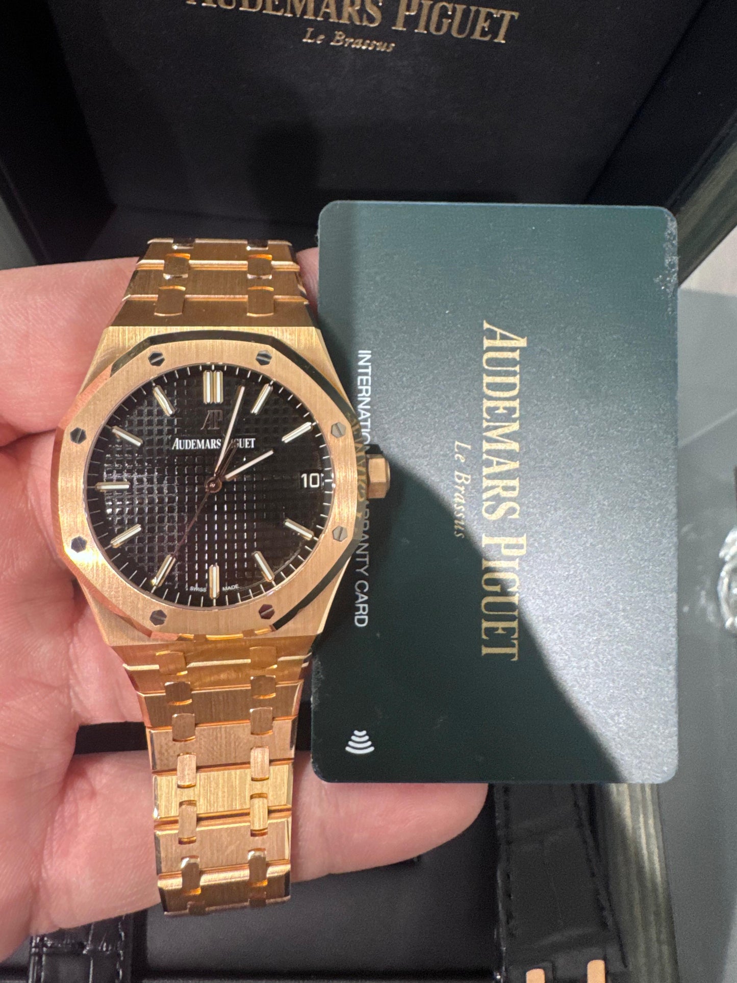 Audemars Piguet - Royal Oak - 41 MM - Rose Gold - 15500OR.OO.1220OR.01