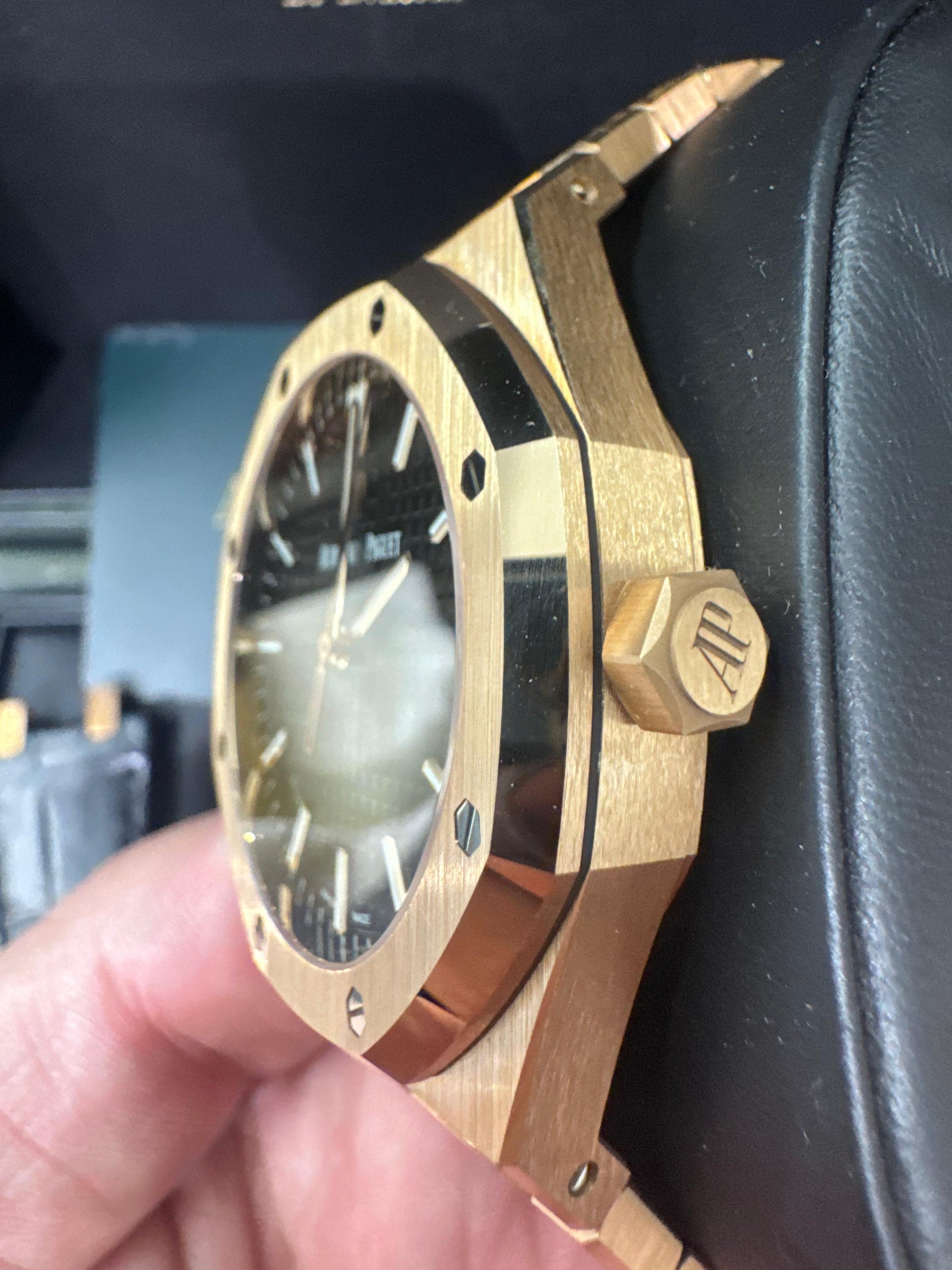 Audemars Piguet - Royal Oak - 41 MM - Rose Gold - 15500OR.OO.1220OR.01