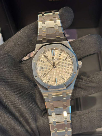Audemars Piguet - Royal Oak "50ᵀᴴ Anniversary" - 41 MM - Steel - 15510ST.OO.1320ST.03