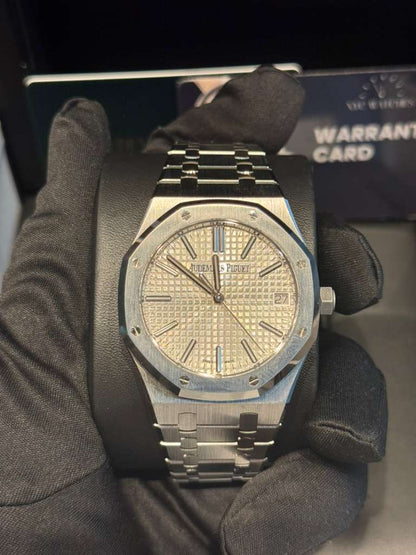 Audemars Piguet - Royal Oak "50ᵀᴴ Anniversary" - 41 MM - Steel - 15510ST.OO.1320ST.03