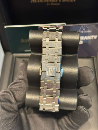 Audemars Piguet - Royal Oak "50ᵀᴴ Anniversary" - 41 MM - Steel - 15510ST.OO.1320ST.03