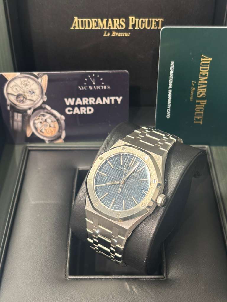 Audemars Piguet Royal Oak Stainless Steel Selfwinding 41 MM - Stainless Steel Bracelet - Bleu Nuit Dial - 15510ST.OO.1320ST.06