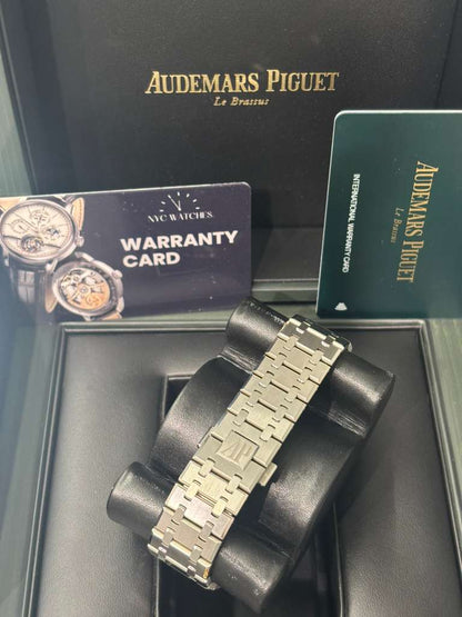 Audemars Piguet Royal Oak Stainless Steel Selfwinding 41 MM - Stainless Steel Bracelet - Bleu Nuit Dial - 15510ST.OO.1320ST.06