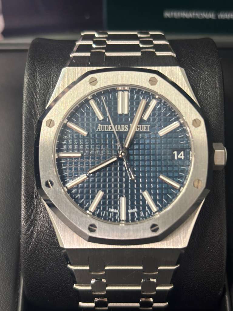 Audemars Piguet Royal Oak Stainless Steel Selfwinding 41 MM - Stainless Steel Bracelet - Bleu Nuit Dial - 15510ST.OO.1320ST.06