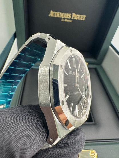 Audemars Piguet - Royal Oak - 41 MM - Steel - 15510ST.OO.1320ST.07
