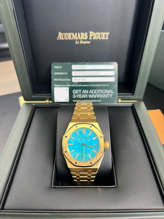 Audemars Piguet - Royal Oak - 37 MM - Yellow Gold - Limited Edition - Turquoise Dial - 15550BA.OO.1356BA.01