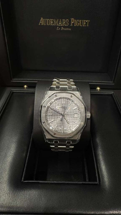Audemars Piguet - Royal Oak "50ᵀᴴ Anniversary" - 37 MM - Steel - 15550ST.OO.1356ST.03