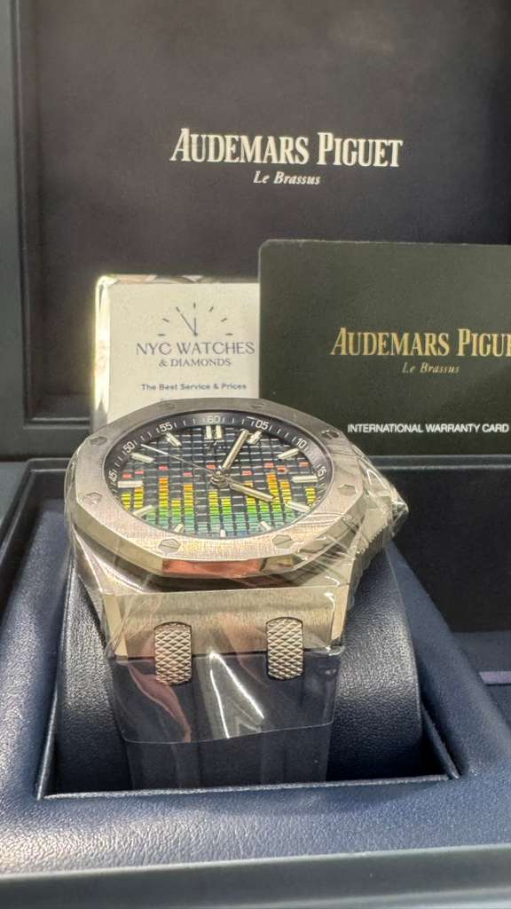 Audemars Piguet Royal Oak Offshore Titanium Selfwinding Music Edition 43 MM - Blue Rubber Strap - Blue Dial - 15600TI.OO.A343CA.01
