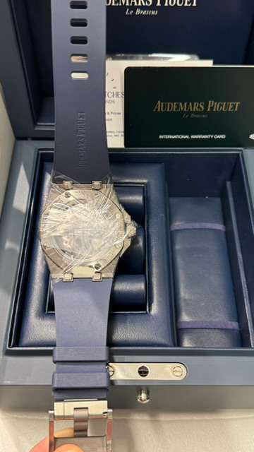 Audemars Piguet Royal Oak Offshore Titanium Selfwinding Music Edition 43 MM - Blue Rubber Strap - Blue Dial - 15600TI.OO.A343CA.01