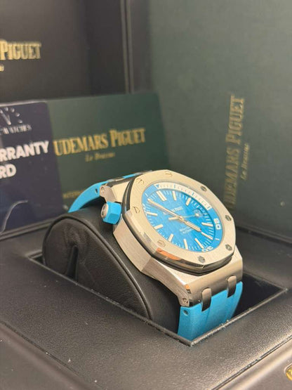 Audemars Piguet Royal Oak Offshore Diver - 42 MM - Stainless Steel - Turquoise Dial - Turquoise Rubber Strap - 15710ST.OO.A032CA.01