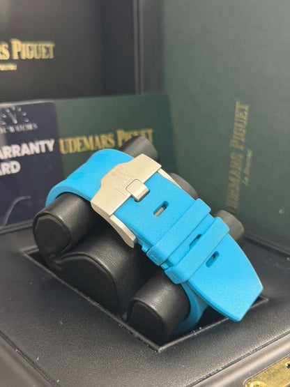Audemars Piguet Royal Oak Offshore Diver - 42 MM - Stainless Steel - Turquoise Dial - Turquoise Rubber Strap - 15710ST.OO.A032CA.01
