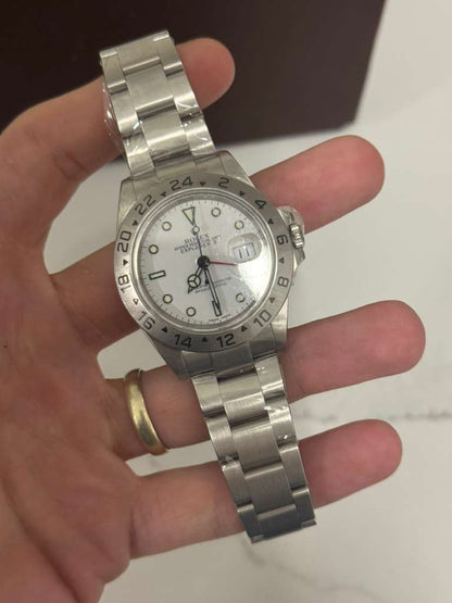 Rolex - Explorer II - 40 MM - Stainless Steel - White Dial - Oyster Bracelet - 16570 wh