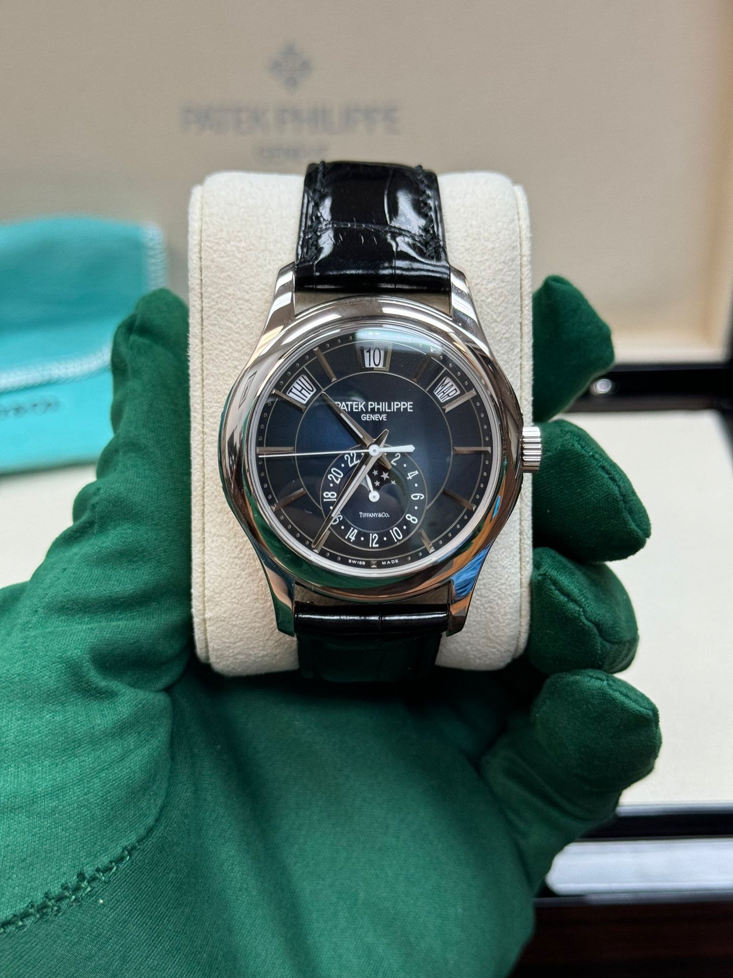 Patek Philippe Complications - Moonphase - 40 MM - White Gold - Blue Tiffany Stamped Dial - 5205G-013