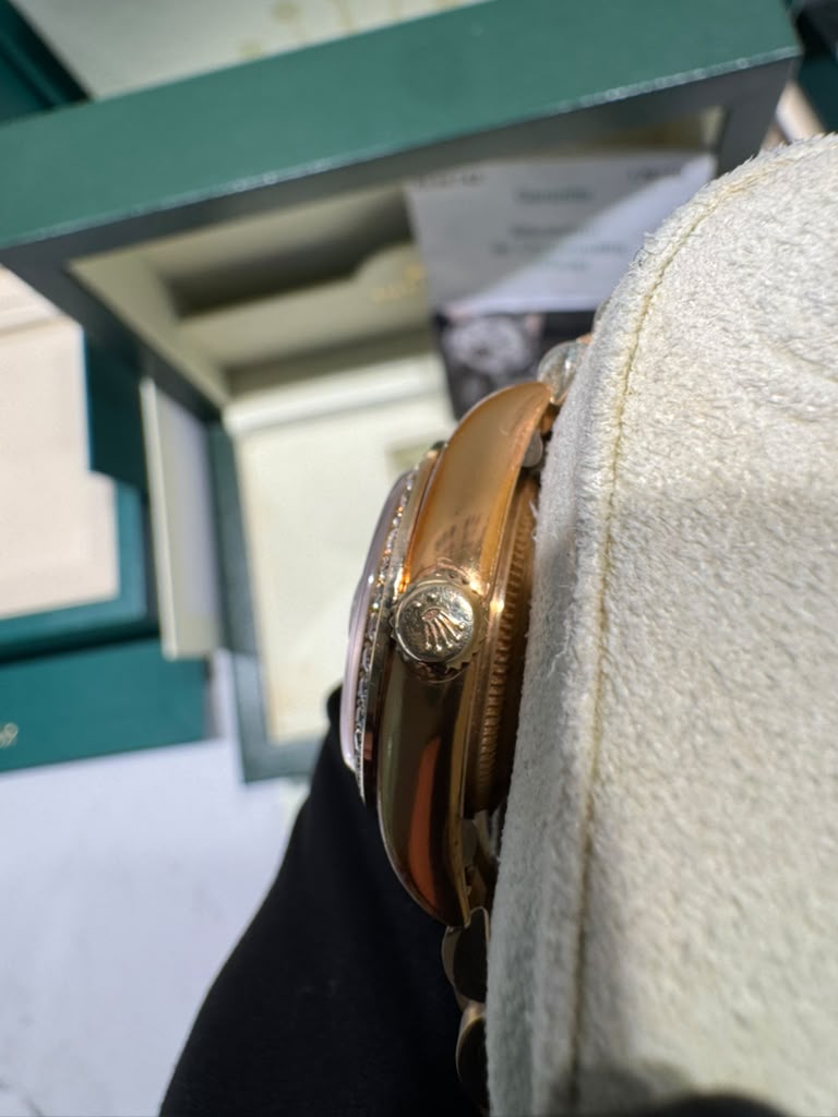 Rolex Lady-Datejust Yellow Gold - 26 MM - President Bracelet - Diamond Bezel - Meteorite Dial - 179158