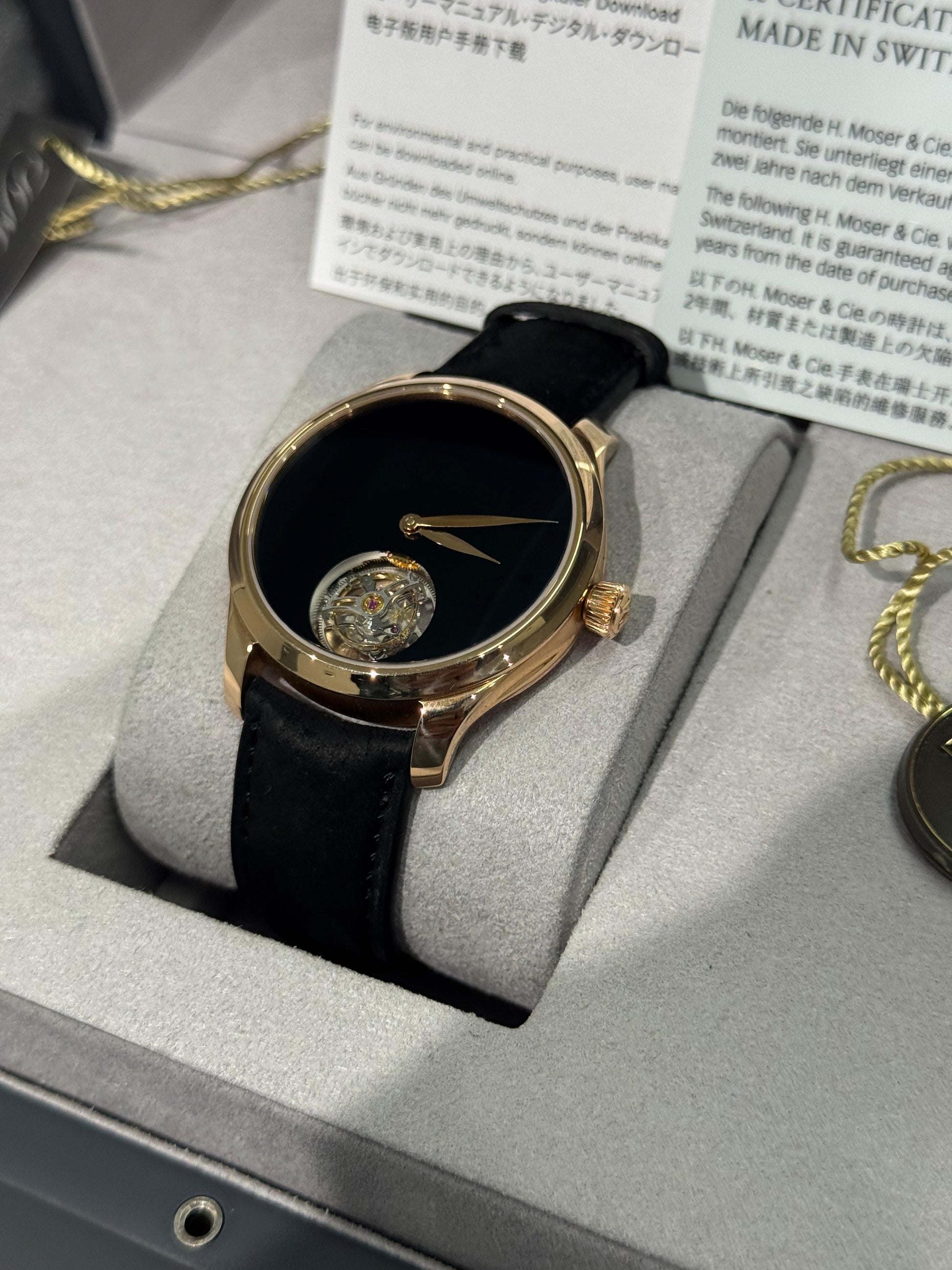 H. Moser & Cie Endeavour Tourbillon - 40 MM - Rose Gold - Black Dial - Leather Bracelet - 1804-0403