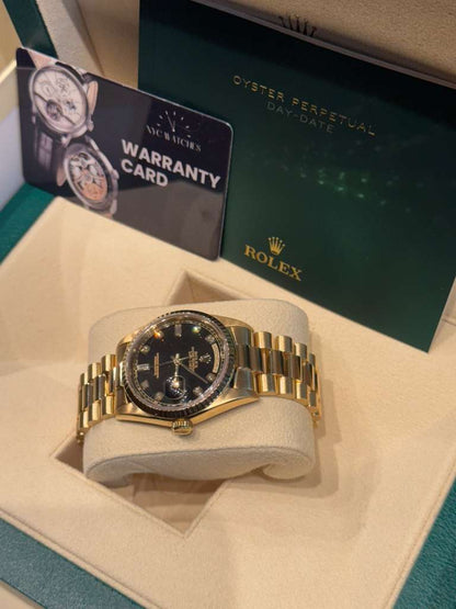 Rolex Day-Date - 36 MM - Yellow Gold - Black Diamond Dial - 18238 bkd