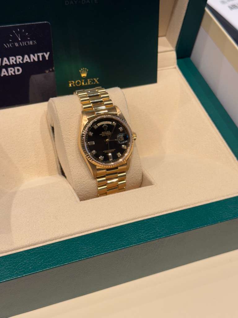 Rolex Day-Date - 36 MM - Yellow Gold - Black Diamond Dial - 18238 bkd