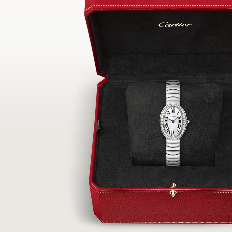 Cartier Baignoire White Gold 25.3 MM - White Gold Bracelet - Diamond Bezel - Silvered Sunray Dial - WB520025