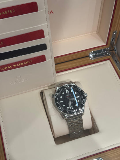 Omega Seamaster Diver - 42 MM - Stainless Steel - Black Dial - 210.30.42.20.01.001