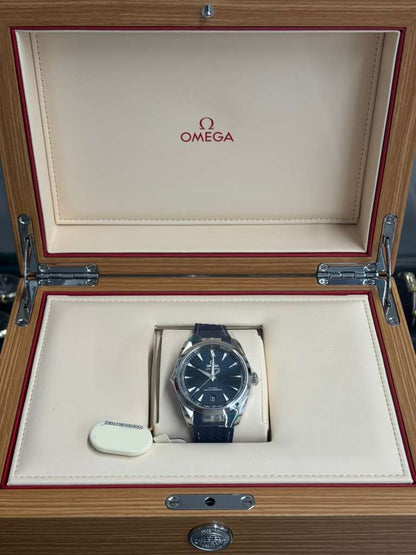 Omega Seamaster Aqua Terra Co Axial Stainless Steel 38 MM - Blue Structured Rubber Strap - Blue Ceramic Dial - 220.12.38.20.03.001