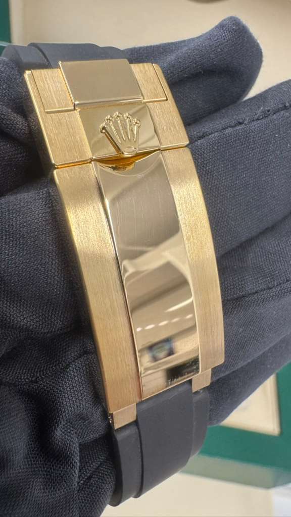 Rolex Yellow Gold Yacht-Master 42 Watch - 42 MM - Oysterflex Strap - Black Dial - 226658 bk