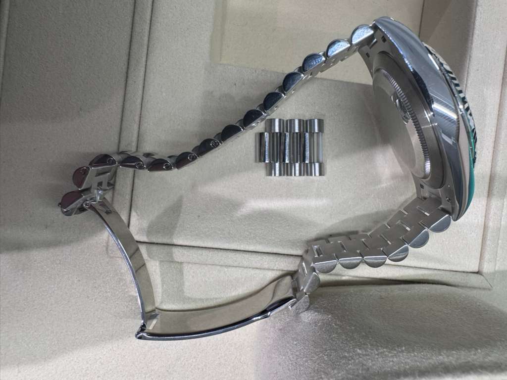 Rolex Presidential Platinum Day-Date 40MM - President Bracelet Watch - Ice Blue Roman Dial - 228236 ibrp