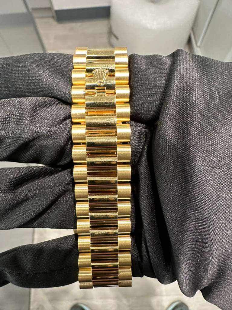 Rolex Presidential Yellow Gold Day-Date 40MM - President Bracelet Watch - Champagne Baguette Diamond Dial - 228238-0005