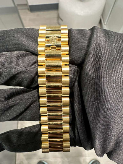 Rolex Presidential Yellow Gold Day-Date 40MM - President Bracelet Watch - Champagne Baguette Diamond Dial - 228238-0005