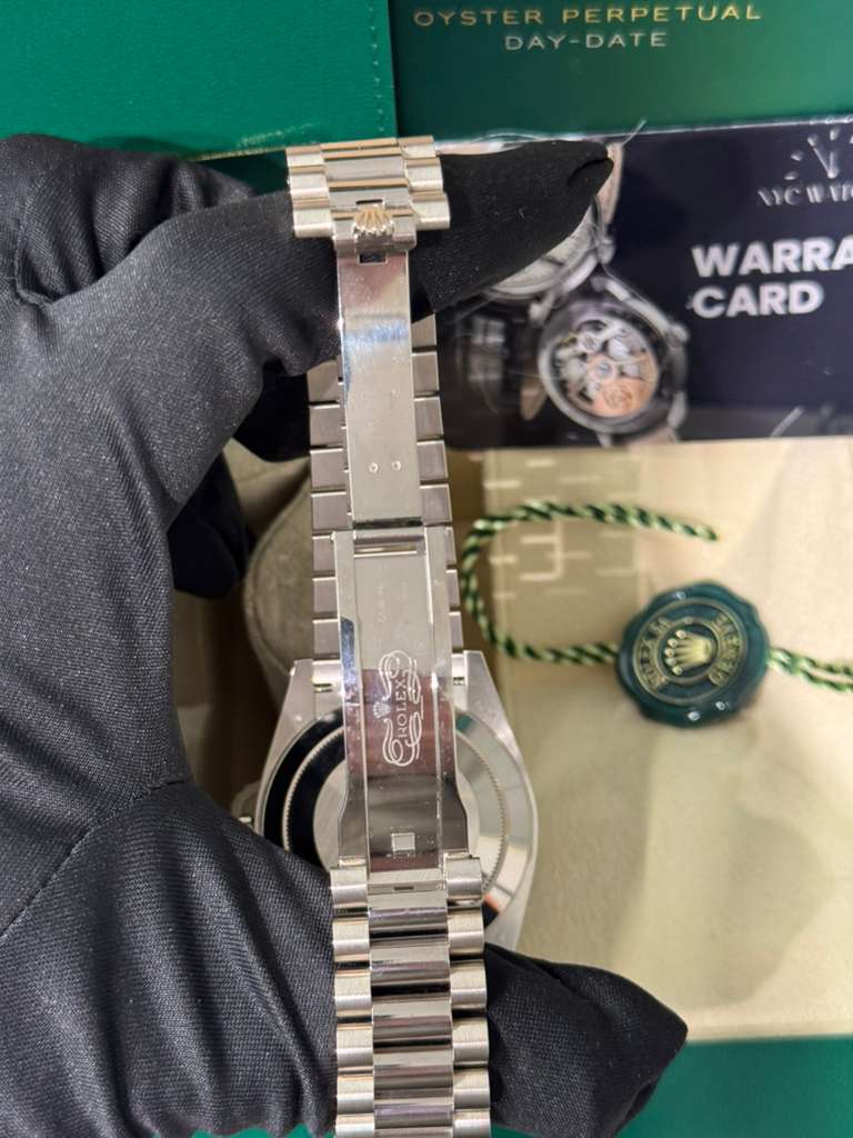 Rolex Day-Date - 40 MM - White Gold - Blue Ombré Dial - 228239-0076