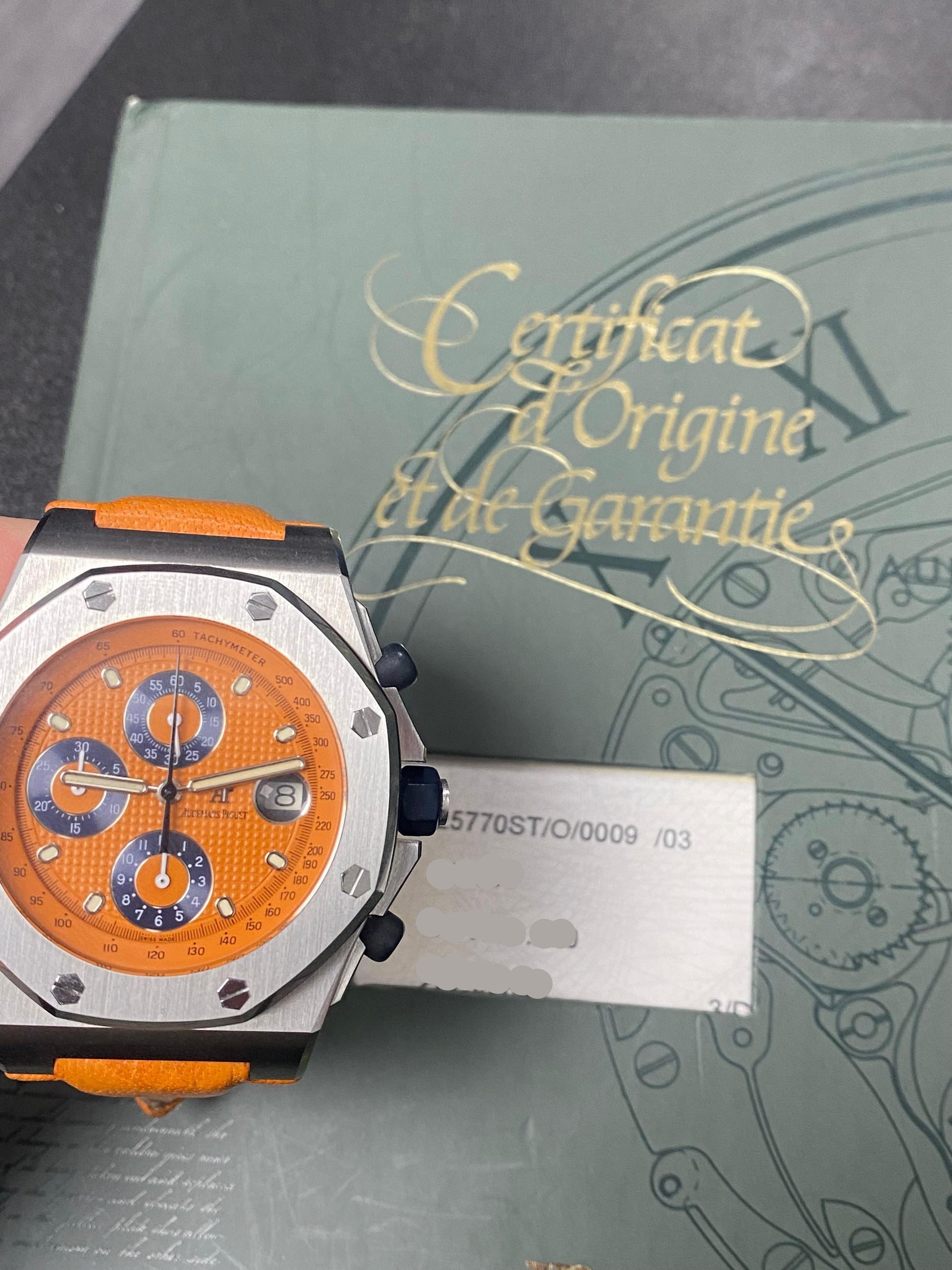 Audemars Piguet - Royal Oak Offshore - Chronograph - 42 MM - Steel - Orange Dial - 25770ST.O.0009.03