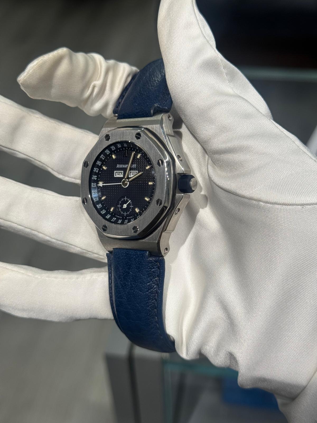 Audemars Piguet - Royal Oak Offshore - Triple Calendar - 38 MM - Steel - Dark Blue Dial - 25808ST.0.0009/01