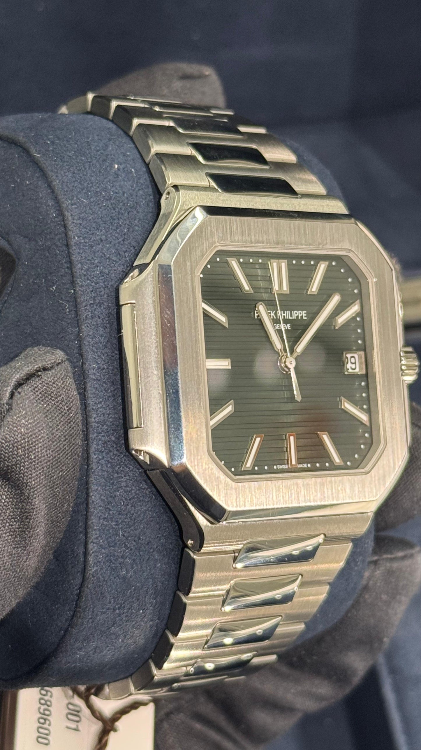 Patek Philippe Cubitus - 45 MM - Steel - Green Dial - 5821/1A-001