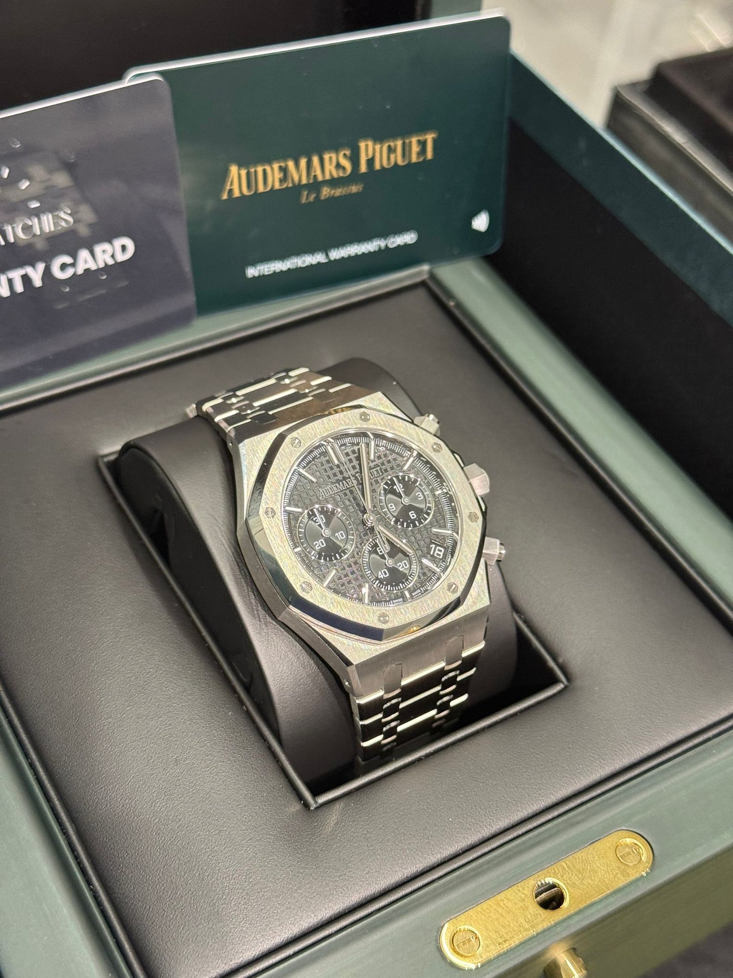 Audemars Piguet - Royal Oak - Chronograph - 41 MM - Steel - 26240ST.OO.1320ST.06