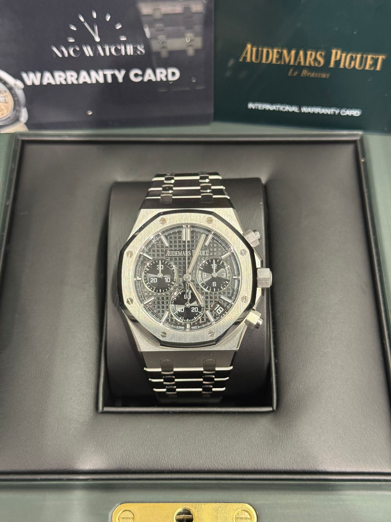 Audemars Piguet - Royal Oak - Chronograph - 41 MM - Steel - 26240ST.OO.1320ST.06