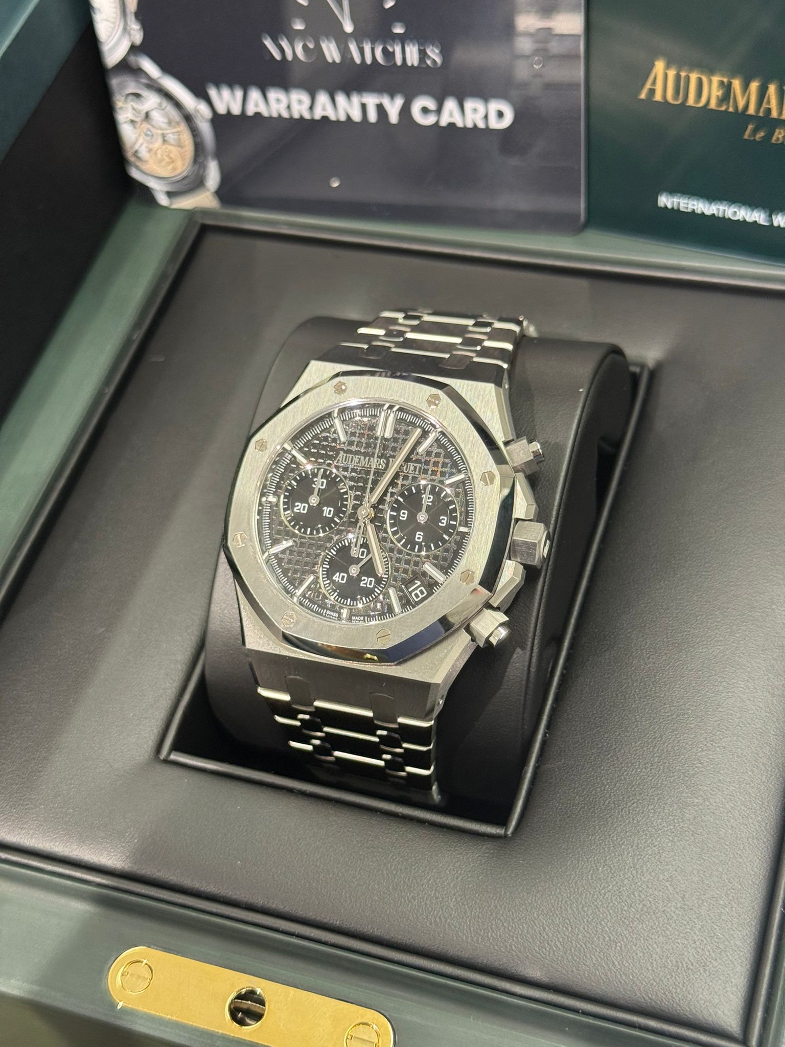 Audemars Piguet - Royal Oak - Chronograph - 41 MM - Steel - 26240ST.OO.1320ST.06