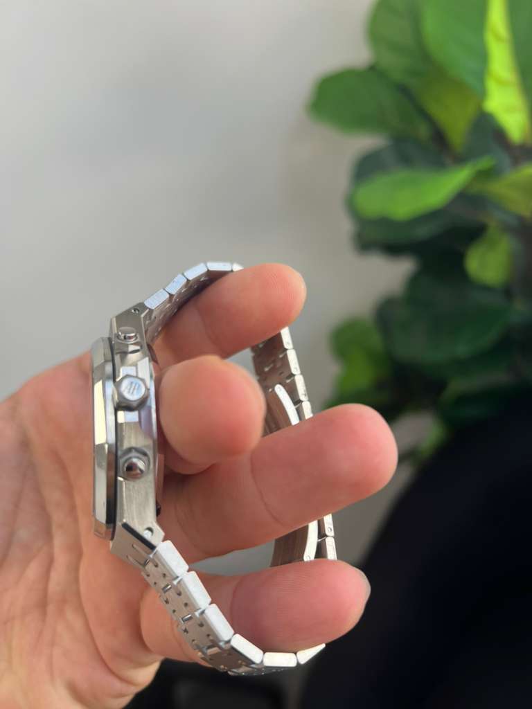 Audemars Piguet - Royal Oak - Chronograph - 41 MM - Steel - 26240ST.OO.1320ST.07