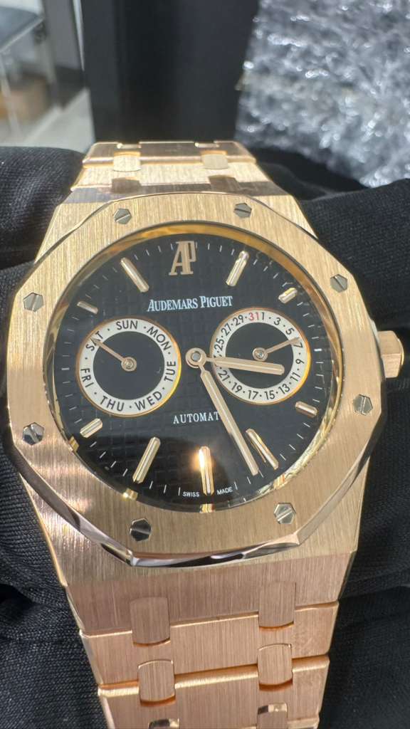 Audemars Piguet - Royal Oak - 39 MM - Rose Gold - Converted Bracelet - 26330OR.OO.D088CR.01 RG