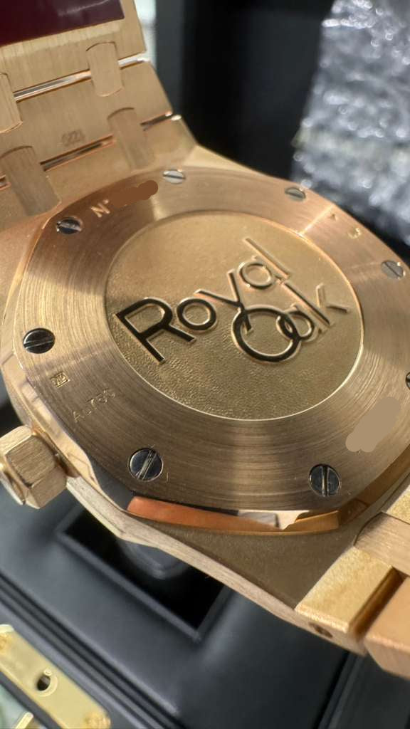 Audemars Piguet - Royal Oak - 39 MM - Rose Gold - Converted Bracelet - 26330OR.OO.D088CR.01 RG