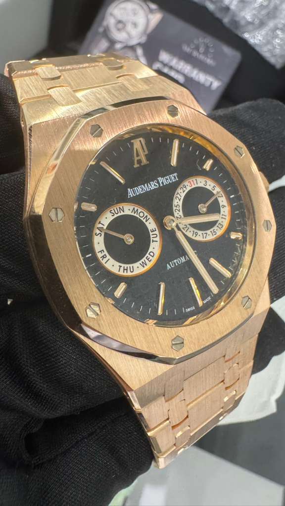 Audemars Piguet - Royal Oak - 39 MM - Rose Gold - Converted Bracelet - 26330OR.OO.D088CR.01 RG
