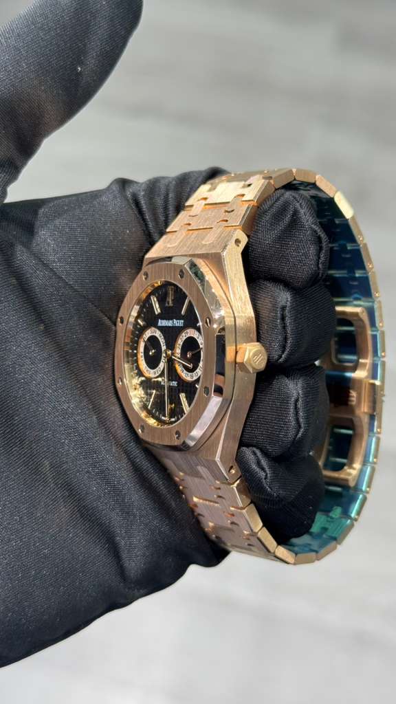 Audemars Piguet - Royal Oak - 39 MM - Rose Gold - Converted Bracelet - 26330OR.OO.D088CR.01 RG