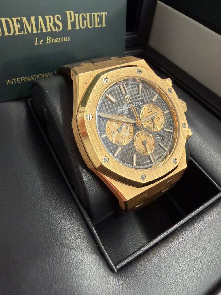 Audemars Piguet - Royal Oak - 41 MM - Rose Gold - 26331or.oo.d821cr.01