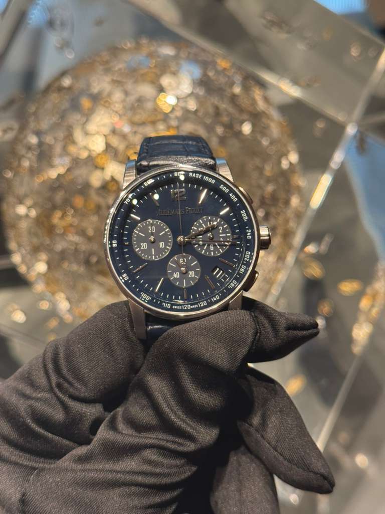 Audemars Piguet - Code 11.59 Chronograph - 41 MM - White Gold - Blue Dial - 26393BC.OO.A321CR.01