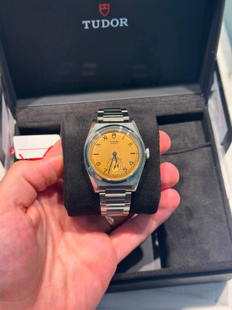 Tudor Monarch - 39 MM - Stainless Steel Dark Champagne Dial - 2639W1A0U