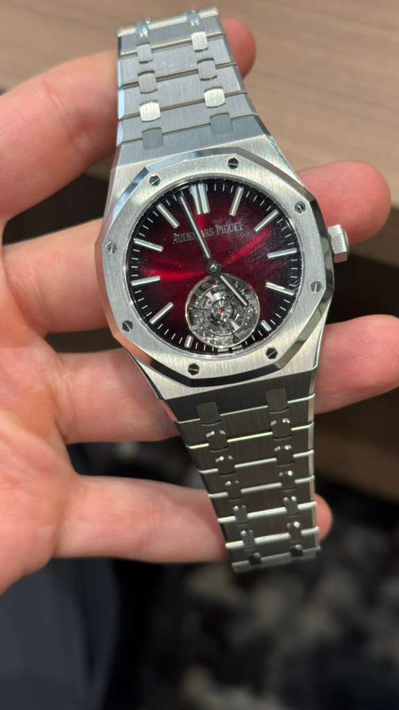 Audemars Piguet - Royal Oak Flying Tourbillon - 41 MM - Steel - Burgundy Dial - 26730ST.OO.1320ST.05