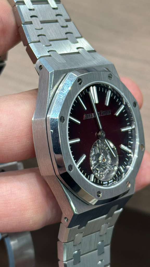 Audemars Piguet - Royal Oak Flying Tourbillon - 41 MM - Steel - Burgundy Dial - 26730ST.OO.1320ST.05