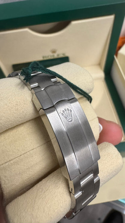 Rolex Oyster Perpetual - Stainless Steel - 28 MM - Oyster Bracelet - Candy Pink Dial - 276200-0009