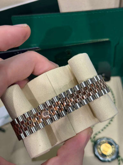 Rolex Steel and Everose Gold Datejust - 31 MM - Jubilee Bracelet - Fluted Bezel - White Mother-Of-Pearl Diamond Dial - 278271-0026